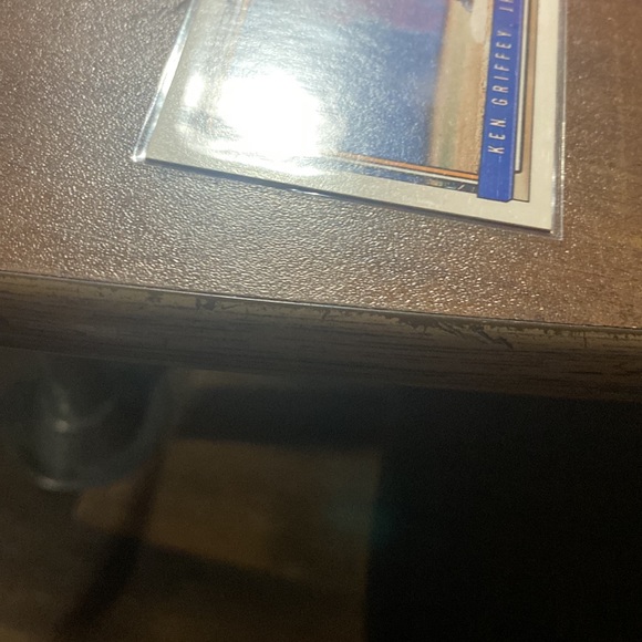 Ken Griffey Jr - Picture 6 of 7